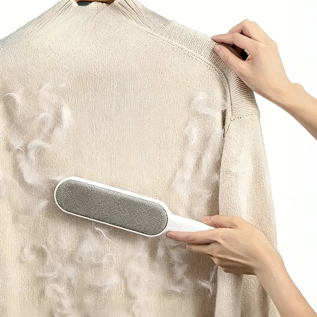 Reusable Double-Sided Lint & Pet Hair Brush